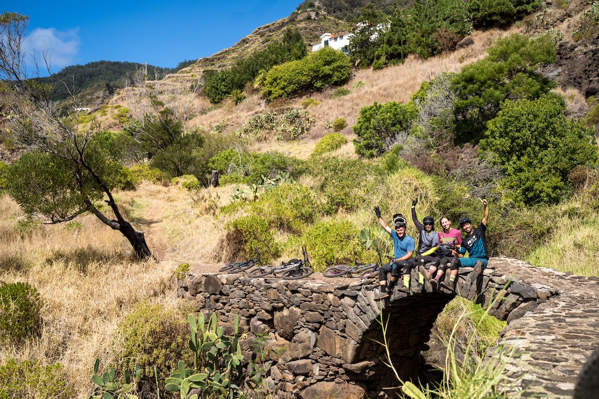 Mountain bikers enjoying a scenic outdoor trail, ideal for a mountain bike community app. Mountain Bike United.